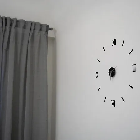 Free Flat